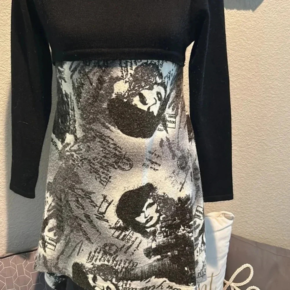 Casual chic dress that can be dressy or not - Picture 2 of 8